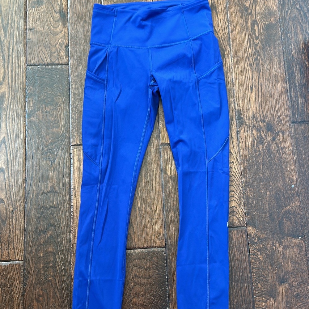 Lululemon Blue Wunder Under 25’ Leggings Size 4